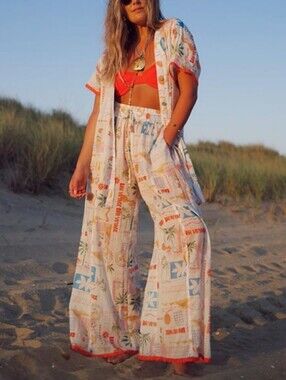 HdYWT Essential Set Women’s Tropical Print  Size S_M New
